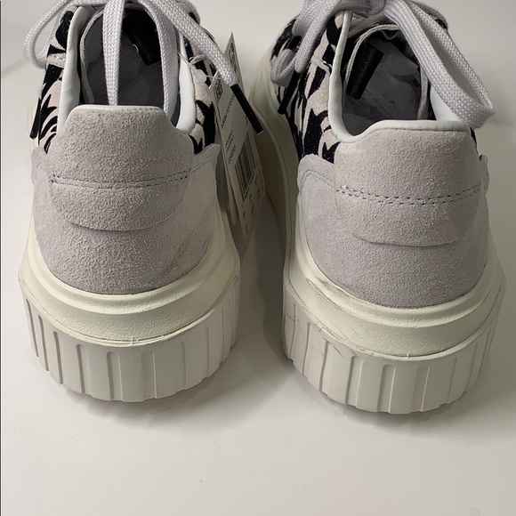 Adidas Hypersleek Originals NWT Statement Shoes - Picture 7 of 9